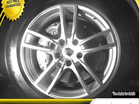 Used 2024 Porsche Cayenne AWD/4WD image 28