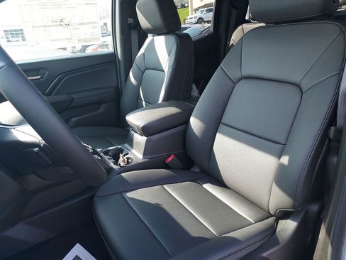 New 2026 GMC Canyon Elevation w/ Convenience Package RWD image 17