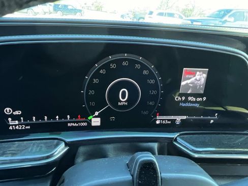 Certified 2021 Cadillac Escalade Premium Luxury w/ Driver Assist Tech Package image 42