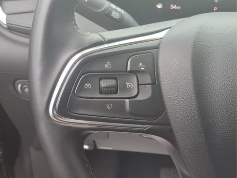 Used 2025 Buick Encore GX Preferred AWD/4WD image 13