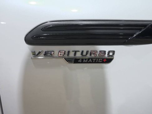 Used 2022 Mercedes-Benz SL 63 AMG 4MATIC image 39
