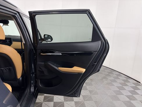 Used 2024 Kia Seltos EX image 40
