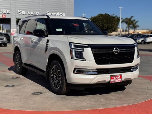 New 2026 Nissan Armada SL image 2