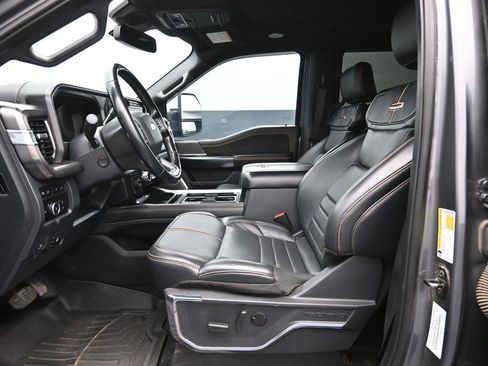 Certified 2023 Ford F250 Platinum image 21