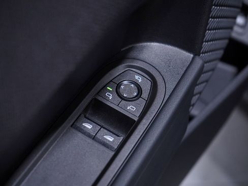 Used 2025 MINI Cooper S image 13