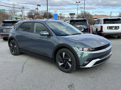 New 2026 Hyundai Ioniq 5 SEL image 2