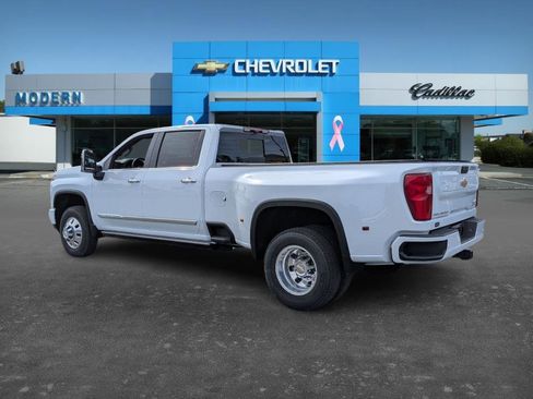 New 2026 Chevrolet Silverado 3500 High Country w/ High Country Premium Package image 3