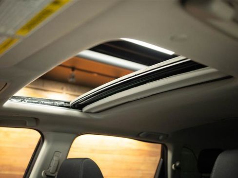 Used 2024 Honda CR-V EX image 29