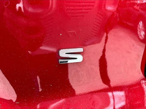 Used 2021 Kia Sorento S FWD image 27