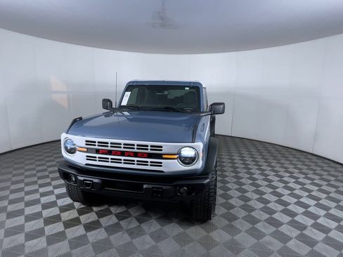 Used 2025 Ford Bronco Heritage Edition image 3