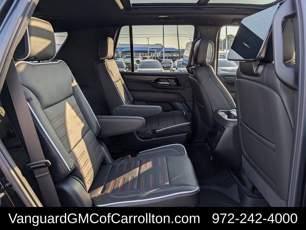 New 2026 GMC Yukon AT4 Ultimate w/ LPO, Floor Liner Package AWD/4WD image 33