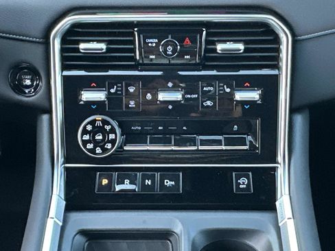 New 2026 Nissan Armada SL w/ Captain's Chari Seat Package image 33