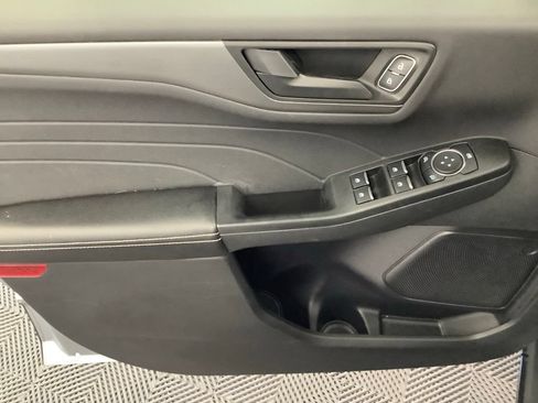 Used 2023 Ford Escape Active w/ Cold Weather Package FWD image 10