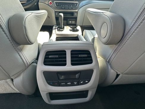Used 2016 Honda Pilot EX-L image 34