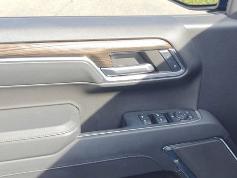 Used 2024 Chevrolet Silverado 1500 RST image 9