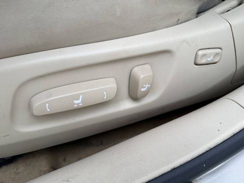 Used 2010 Lexus ES 350 FWD image 21