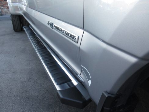 Used 2021 Ford F350 Lariat w/ Lariat Ultimate Package image 9