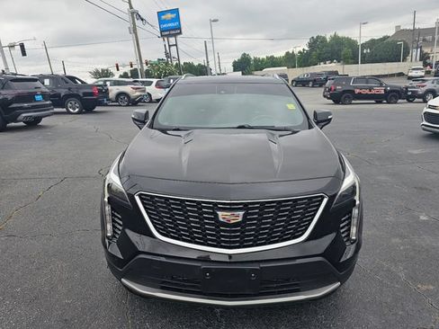 Used 2023 Cadillac XT4 Premium Luxury AWD/4WD image 3