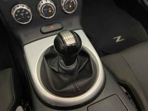 Used 2007 Nissan 350Z Enthusiast RWD image 34