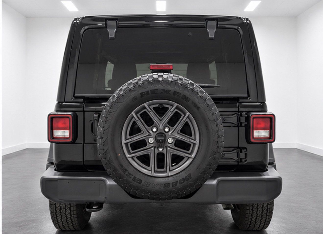 Used 2026 Jeep Wrangler Unlimited Sport AWD/4WD image 4