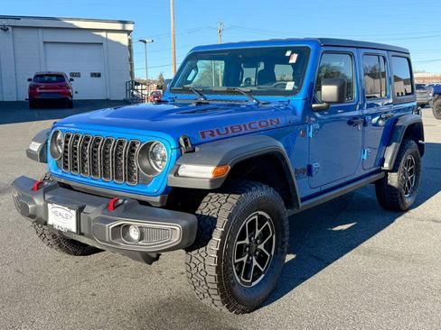 Used 2024 Jeep Wrangler Unlimited Rubicon image 3