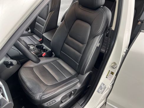 Used 2025 MAZDA CX-5 AWD 2.5 S w/ Preferred Package image 9