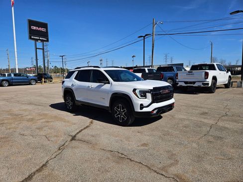 New 2026 GMC Terrain AT4 image 8