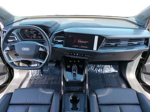Used 2022 Audi Q4 e-tron Premium Plus AWD/4WD image 9