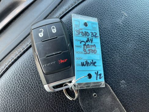 Used 2024 RAM 3500 Tradesman image 10