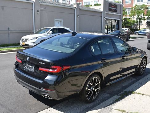 Used 2023 BMW 530e xDrive AWD/4WD image 5
