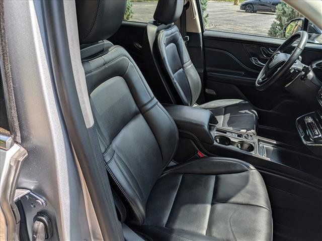 Used 2023 Lincoln Corsair AWD w/ Equipment Group 101A image 14