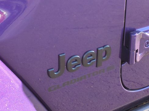 New 2026 Jeep Gladiator Willys image 24