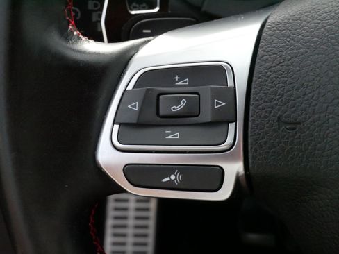 Used 2013 Volkswagen GTI 4-Door FWD image 26
