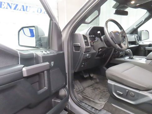 Used 2020 Ford F150 XLT w/ Equipment Group 302A Luxury AWD/4WD image 41
