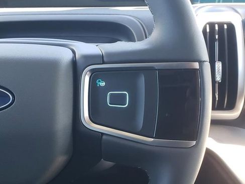 New 2025 Ford Expedition Max Active image 22