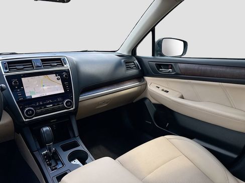 Used 2018 Subaru Outback 2.5i Limited AWD/4WD image 23