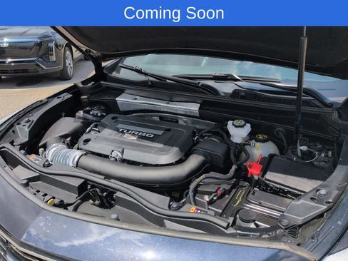 Used 2023 Cadillac XT4 Premium Luxury w/ Cold Weather Package AWD/4WD image 14