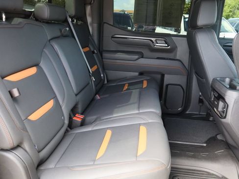 Certified 2025 GMC Sierra 1500 AT4 w/ AT4 Premium Package AWD/4WD image 29