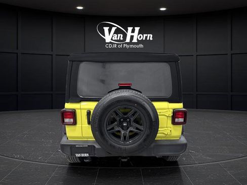 Used 2023 Jeep Wrangler Sport S image 12