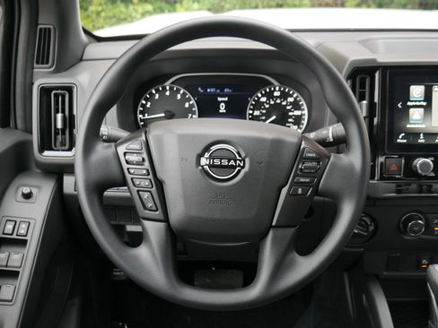 New 2026 Nissan Frontier SV w/ Tow Package image 6