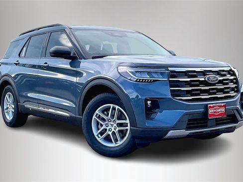 New 2025 Ford Explorer Active w/ Active Comfort Package image 1