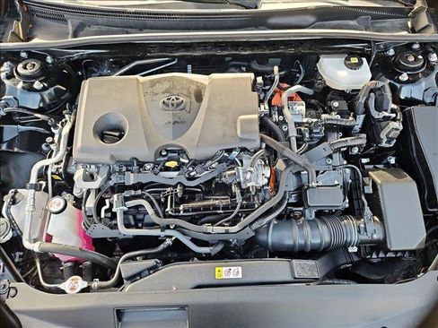 Used 2025 Toyota Camry LE FWD image 28