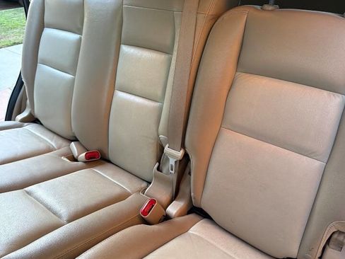 Used 2006 Ford Explorer Eddie Bauer image 13