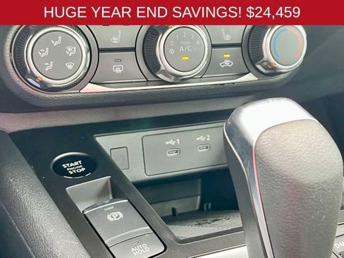 New 2025 Nissan Kicks SV w/ SV Premium Package image 27