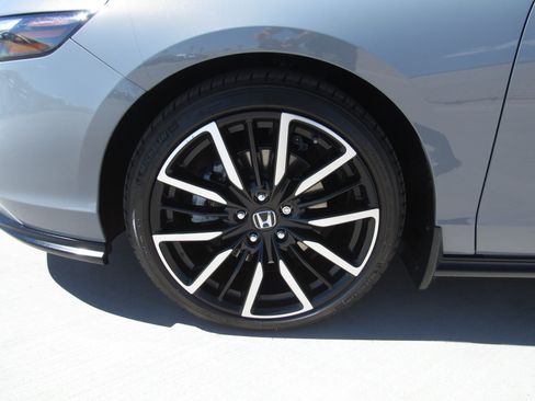 Certified 2024 Honda Accord Touring image 4