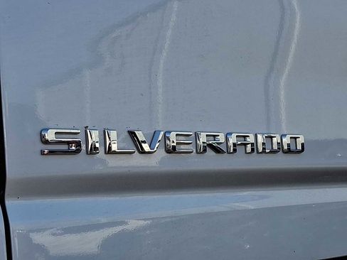 Used 2024 Chevrolet Silverado 2500 LTZ w/ LTZ Convenience Package image 37