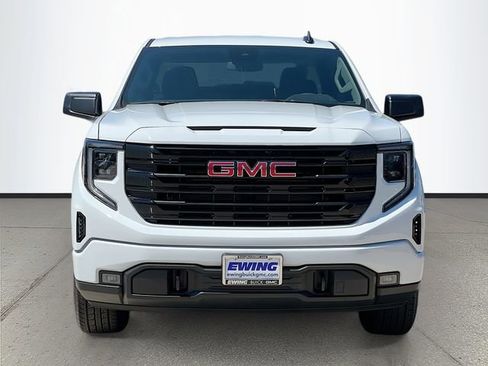 New 2026 GMC Sierra 1500 Elevation image 2