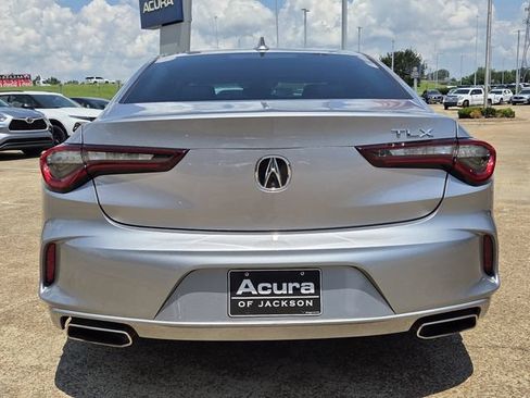 Used 2021 Acura TLX FWD image 4