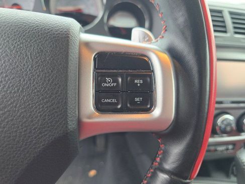 Used 2014 Dodge Challenger R/T image 25