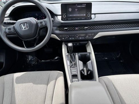 Used 2024 Honda Accord EX image 11